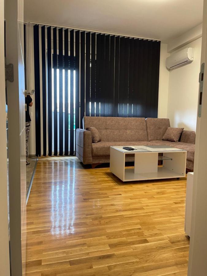 Royal Residence Apartmani Pančevo 外观 照片