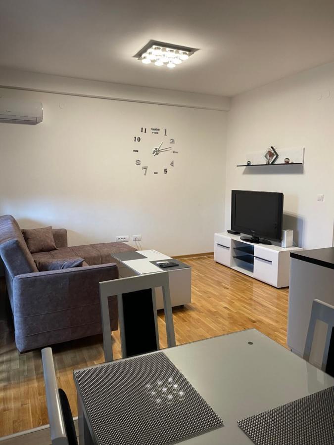 Royal Residence Apartmani Pančevo 外观 照片