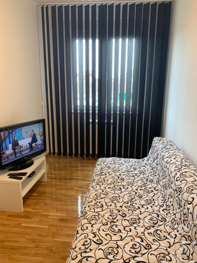 Royal Residence Apartmani Pančevo 外观 照片